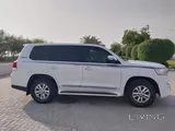Excellent Toyota Land Cruiser 2011 – UPGRADED TO 2022 MODEL 